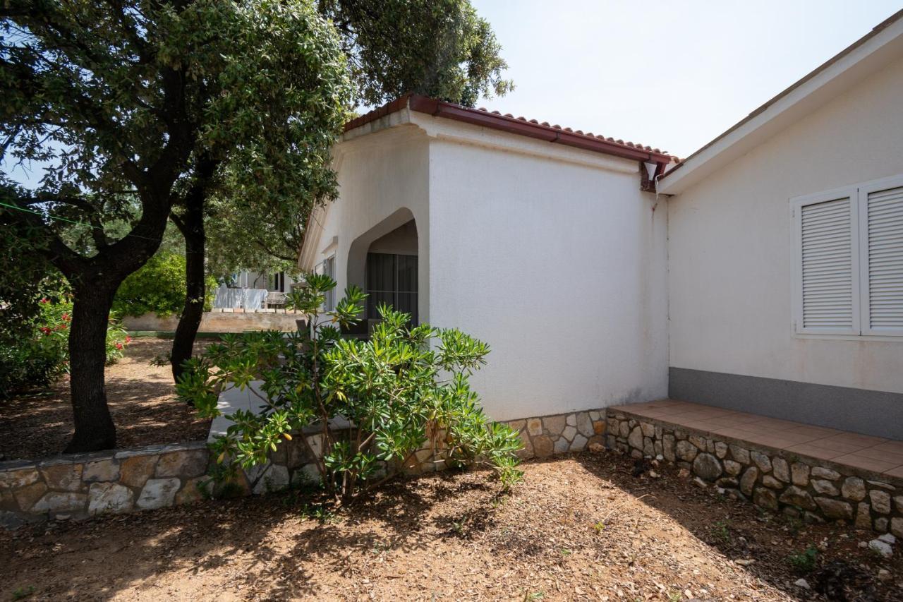 Apartments With A Parking Space Mandre, Pag - 16836 Exteriör bild