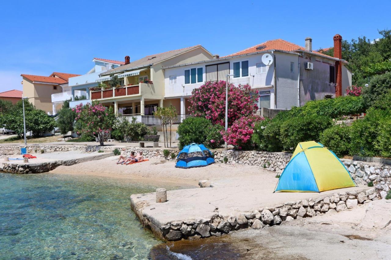 Apartments With A Parking Space Mandre, Pag - 16836 Exteriör bild